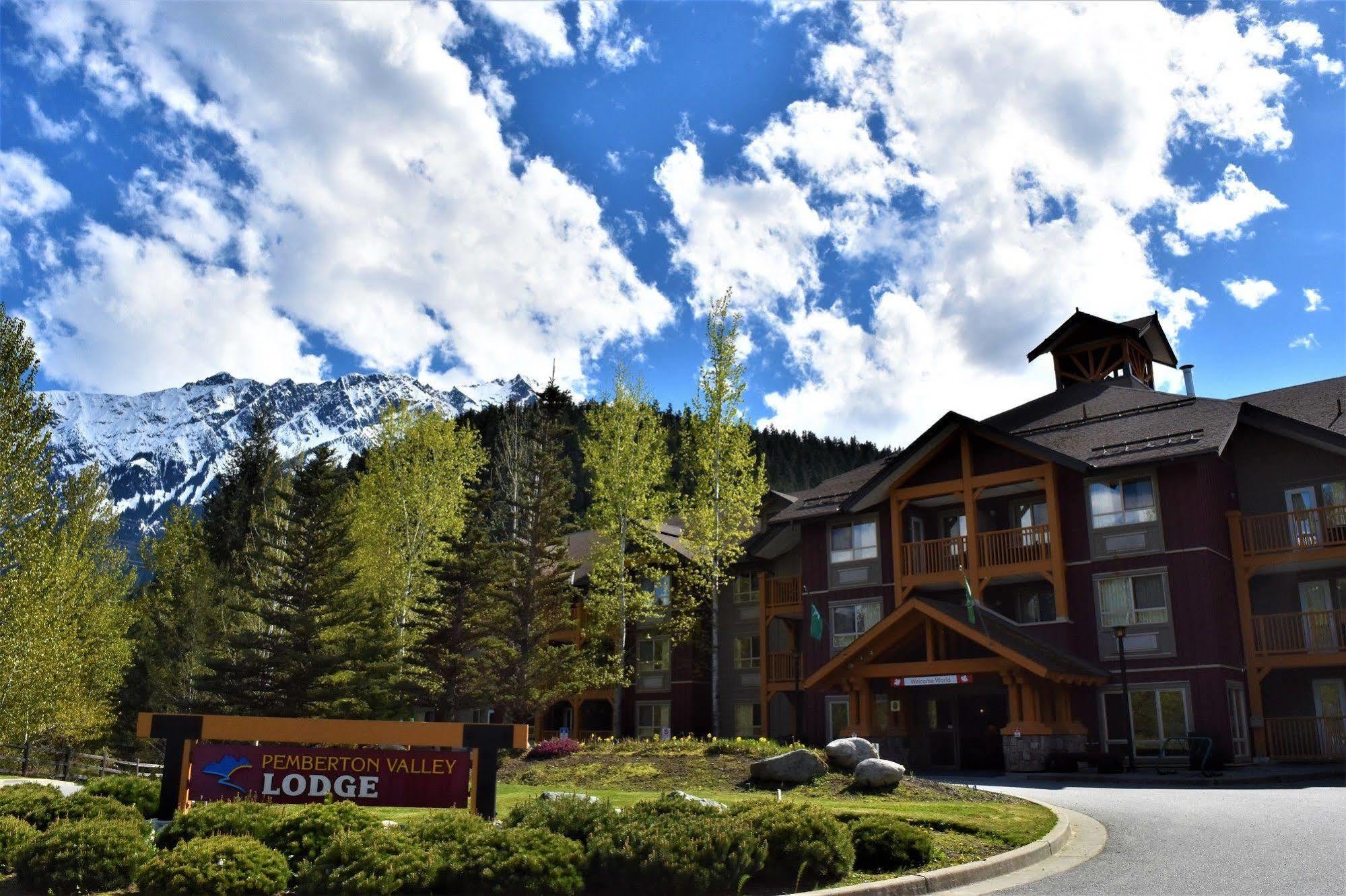 Pemberton Valley Lodge Eksteriør bilde